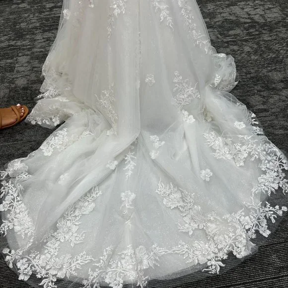 Never Worn Maggie Sottero Lennon Gown - Picture 4 of 13